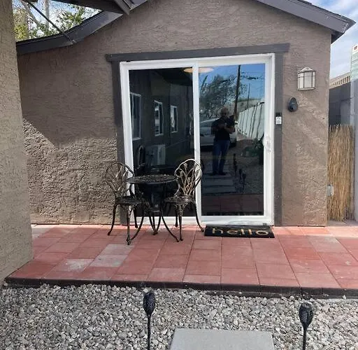 Your Tiny Downtown With Backyard Unit D Phoenix