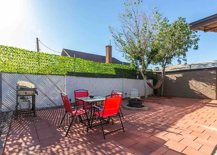 Your Tiny Downtown With Backyard Unit D Phoenix